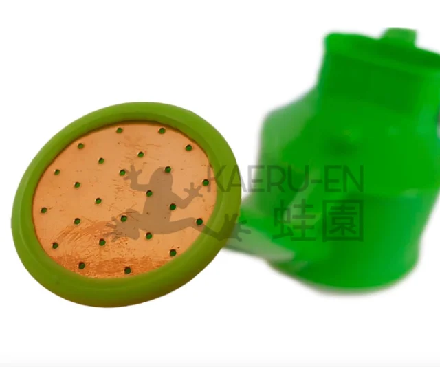 Regadera 0.9L verde con roseta de metal - Imagen 2